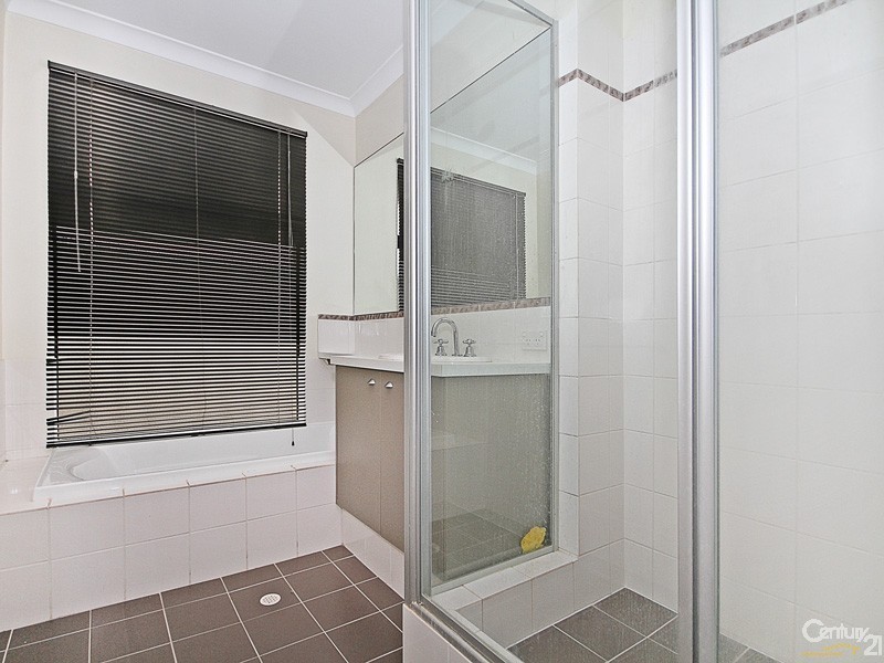 104c Bennett Street, Caversham WA 6055