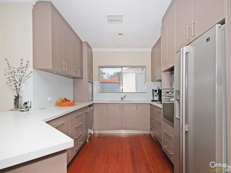 22 Rochester Way, Dianella WA 6059