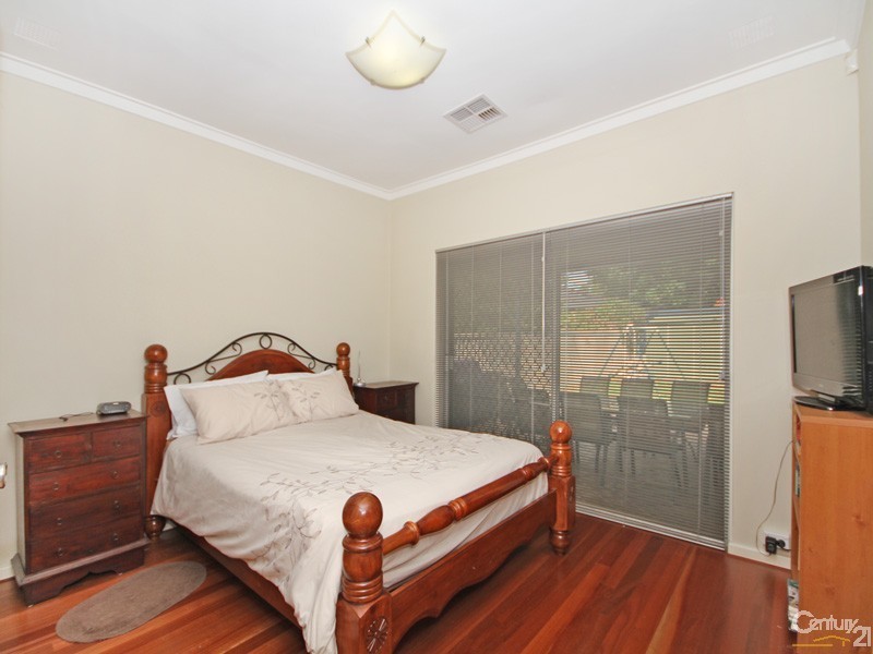 22 Rochester Way, Dianella WA 6059