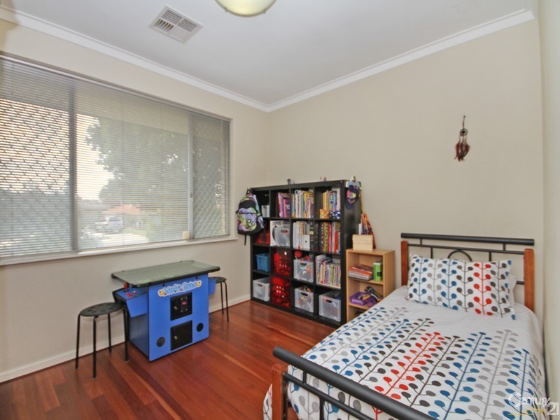 22 Rochester Way, Dianella WA 6059