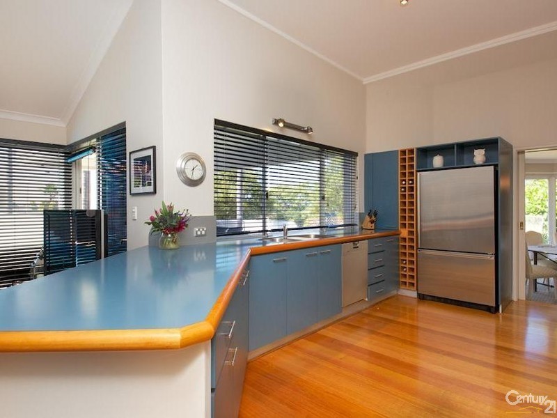 2 Athens Close, Dianella WA 6059