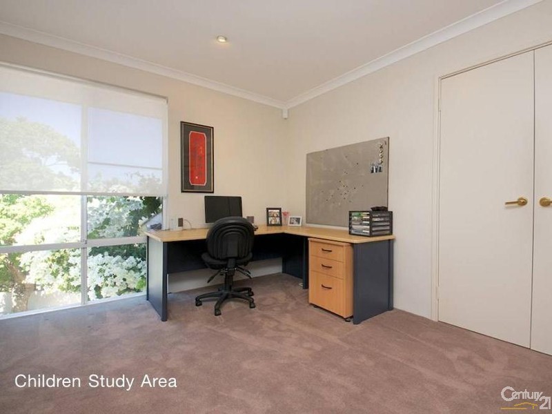 2 Athens Close, Dianella WA 6059