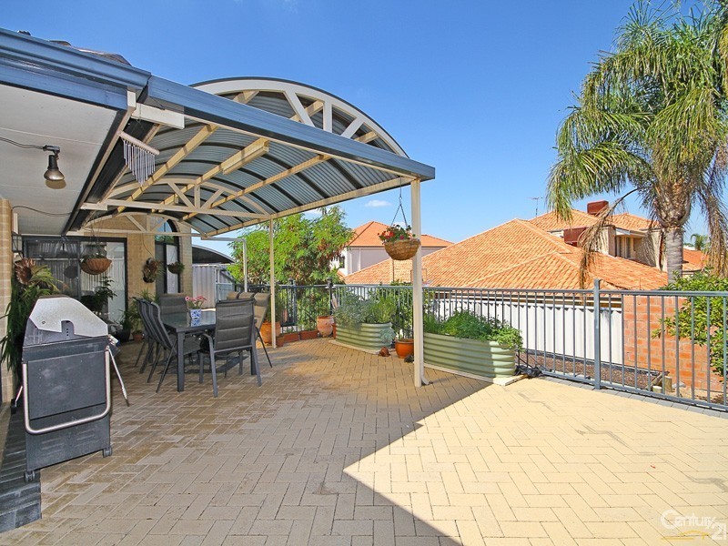 6 Witchcliffe Way, Dianella WA 6059