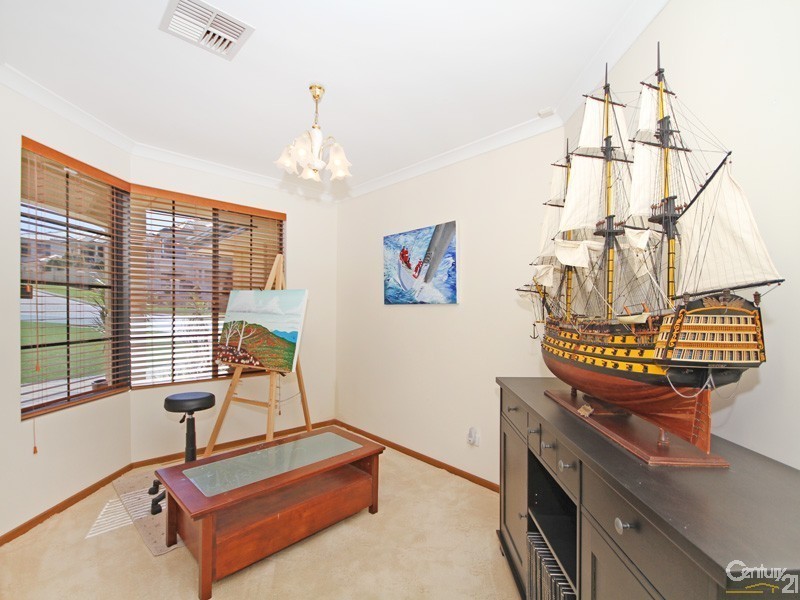 6 Witchcliffe Way, Dianella WA 6059