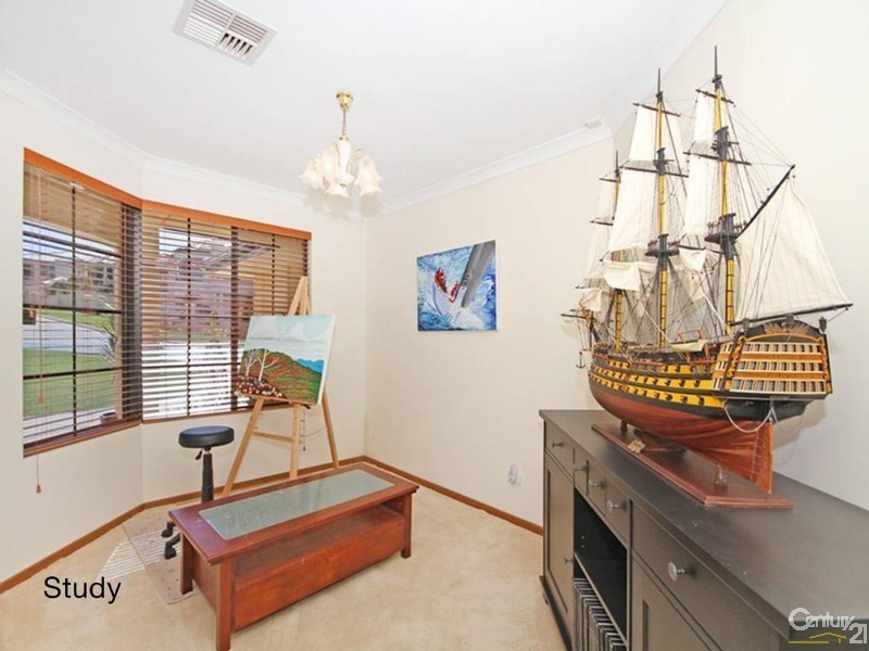 6 Witchcliffe Way, Dianella WA 6059