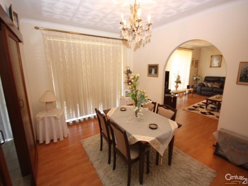 98 Homer Street, Dianella WA 6059