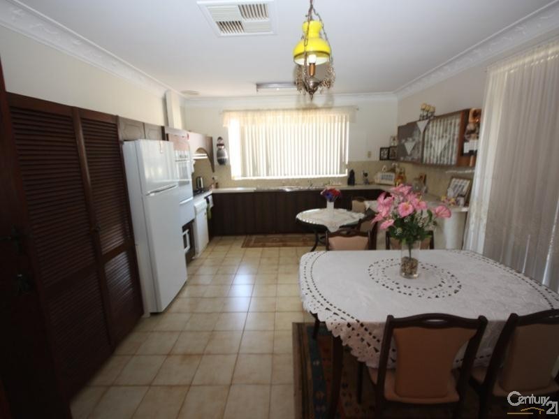 98 Homer Street, Dianella WA 6059