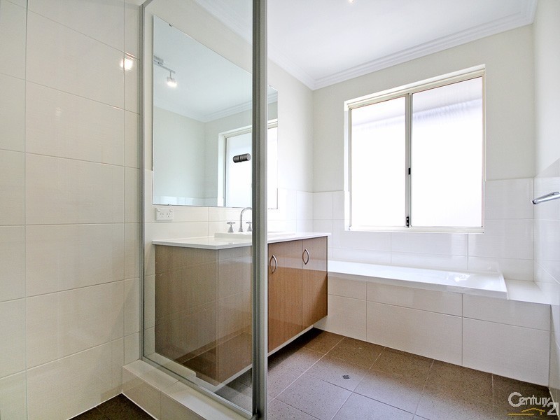 315 Grand Promenade, Dianella WA 6059