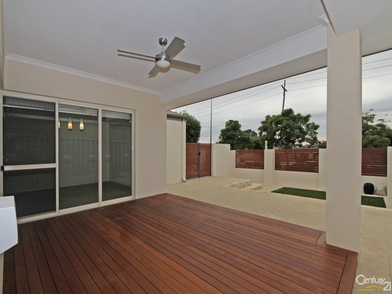 315 Grand Promenade, Dianella WA 6059