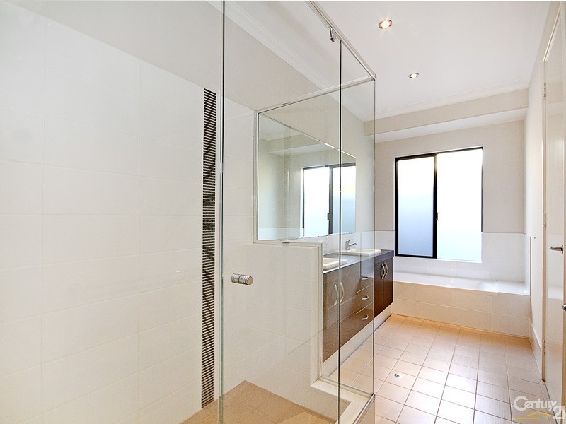37 Chaucer Street, Yokine WA 6060