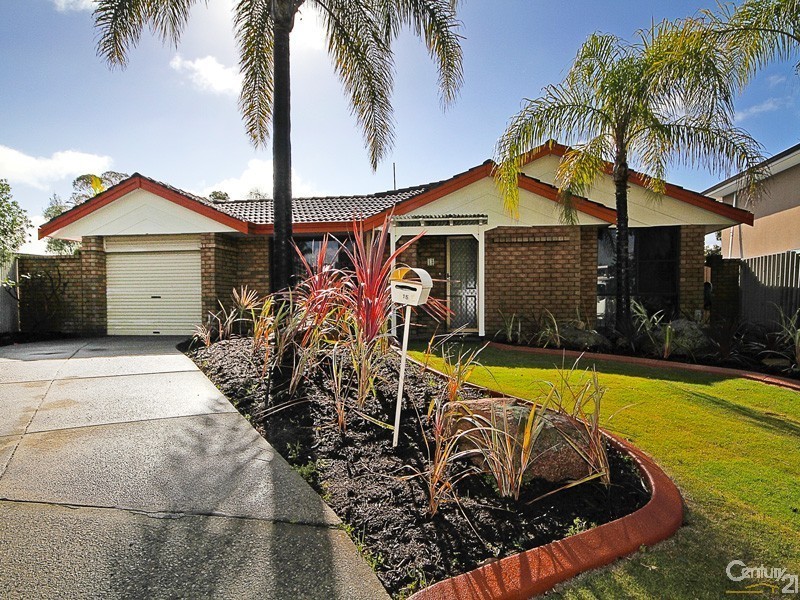 15 Bluejay Gardens, Ballajura WA 6066