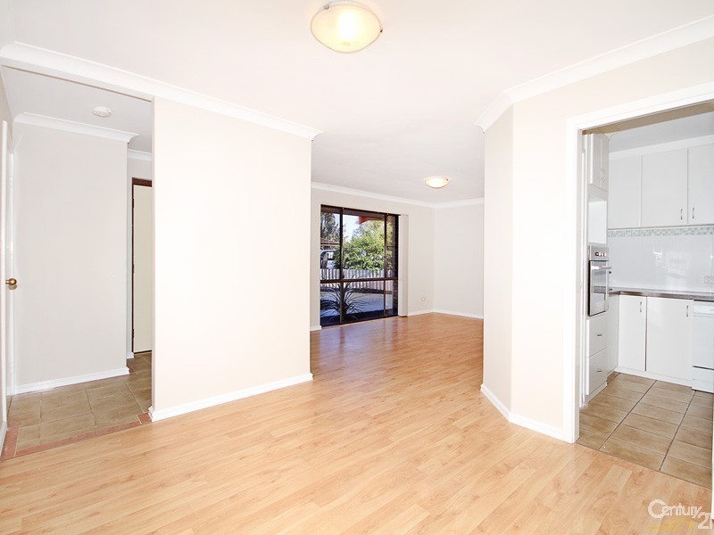 15 Bluejay Gardens, Ballajura WA 6066