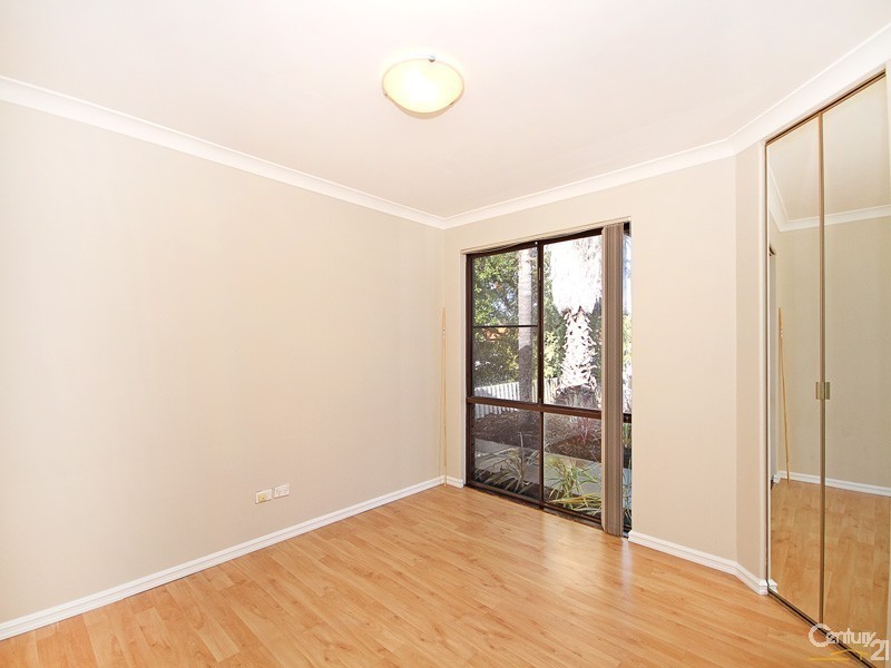 15 Bluejay Gardens, Ballajura WA 6066