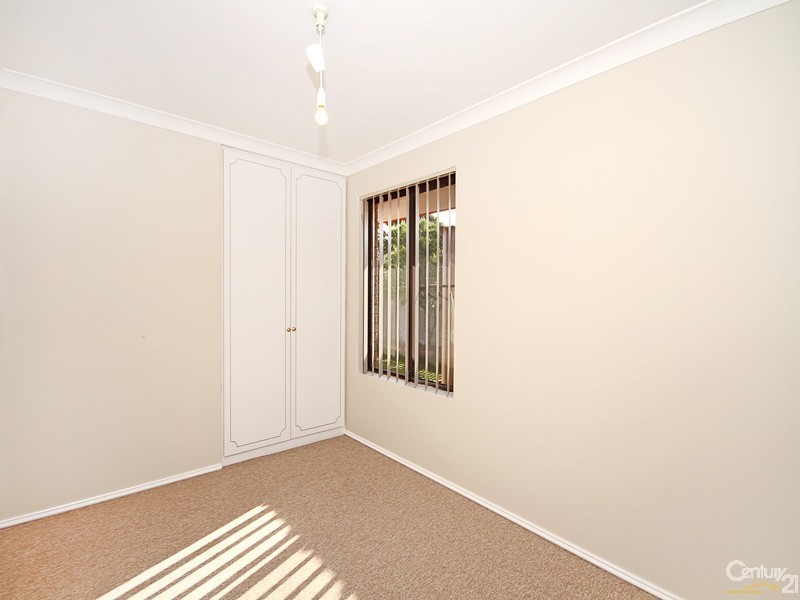 15 Bluejay Gardens, Ballajura WA 6066