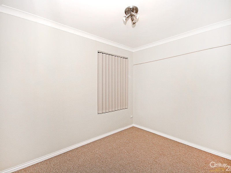 15 Bluejay Gardens, Ballajura WA 6066