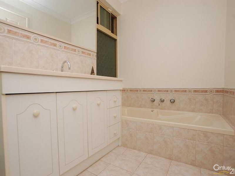 2/42 Shaw Road, Dianella WA 6059