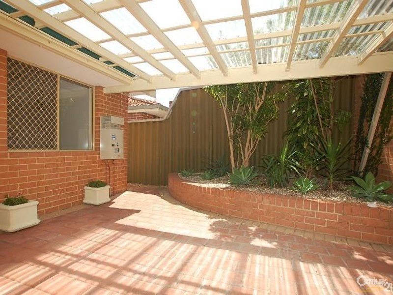 2/42 Shaw Road, Dianella WA 6059