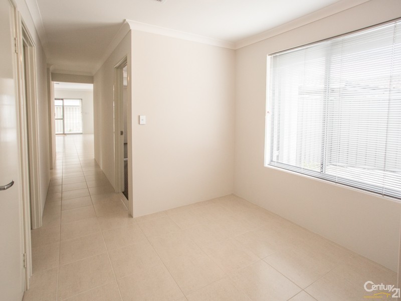 4a Edge Place, Dianella WA 6059