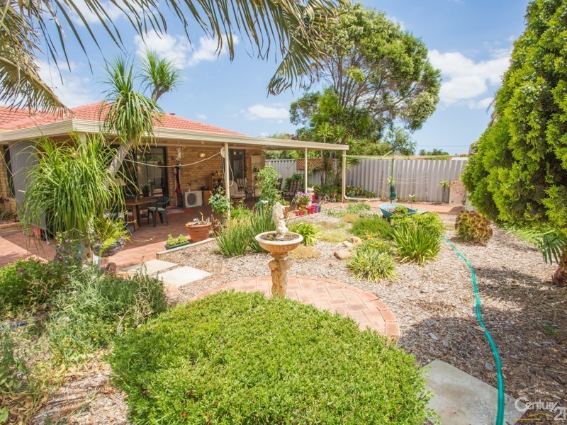 32 Elsfield Way, Bassendean WA 6054