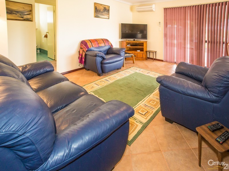 32 Elsfield Way, Bassendean WA 6054