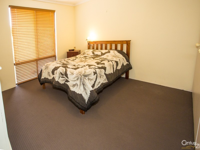 32 Elsfield Way, Bassendean WA 6054