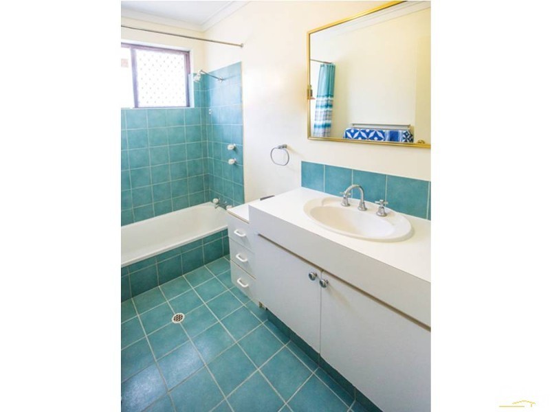 32 Elsfield Way, Bassendean WA 6054