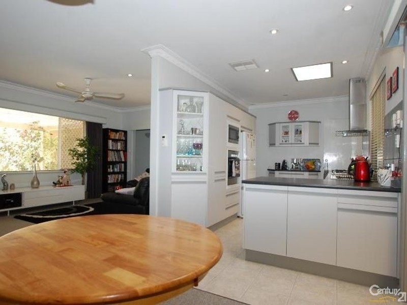 31 Cygnet Street, Dianella WA 6059