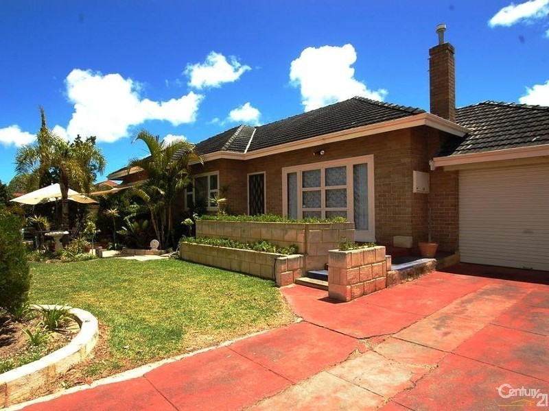 7 May Drive, Nollamara WA 6061