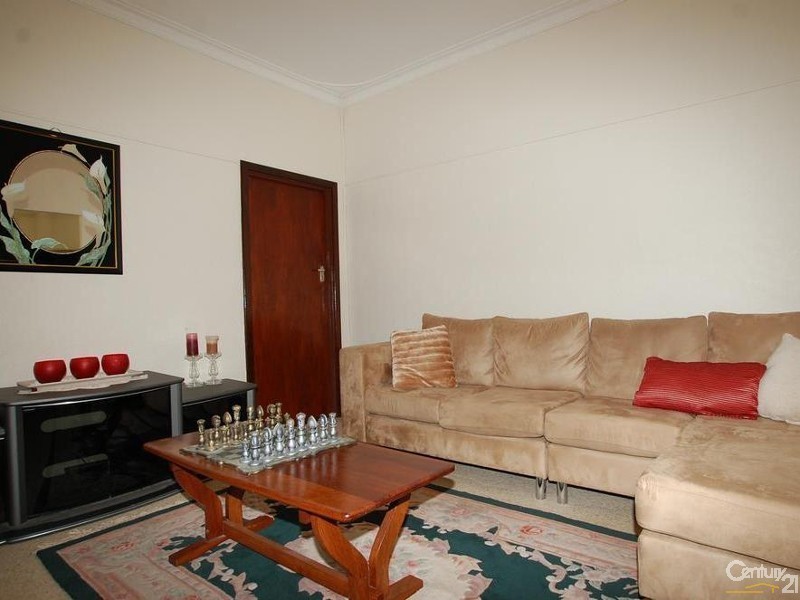 7 May Drive, Nollamara WA 6061