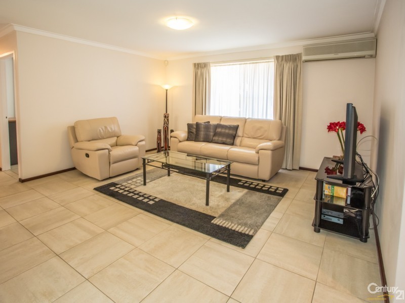 33a Penguin Street, Dianella WA 6059