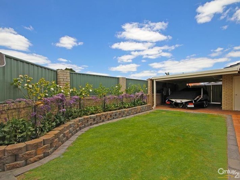 1 Fuchsia Close, Dianella WA 6059