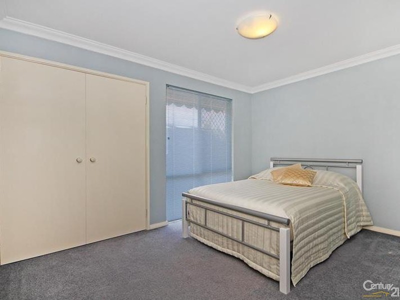 1 Fuchsia Close, Dianella WA 6059