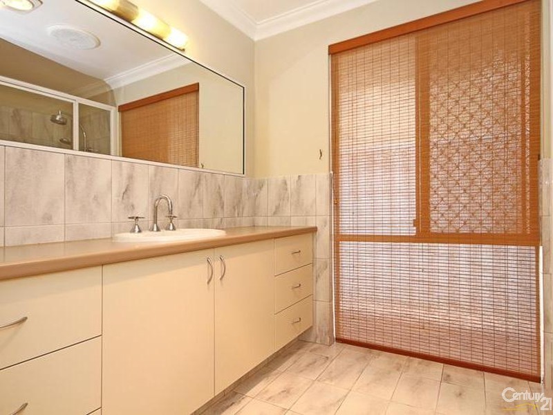 1 Fuchsia Close, Dianella WA 6059