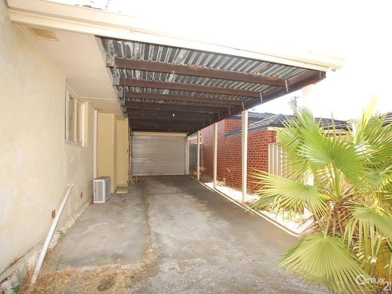 17 Poynings Street, Westminster WA 6061