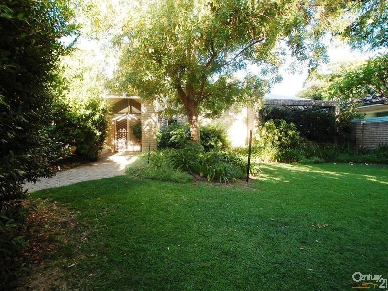 144 Moulden Avenue, Yokine WA 6060