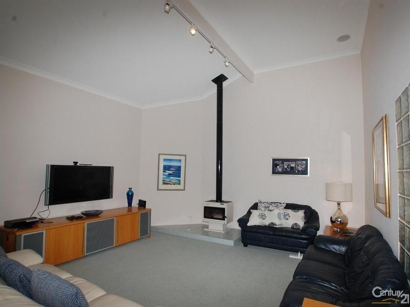 144 Moulden Avenue, Yokine WA 6060