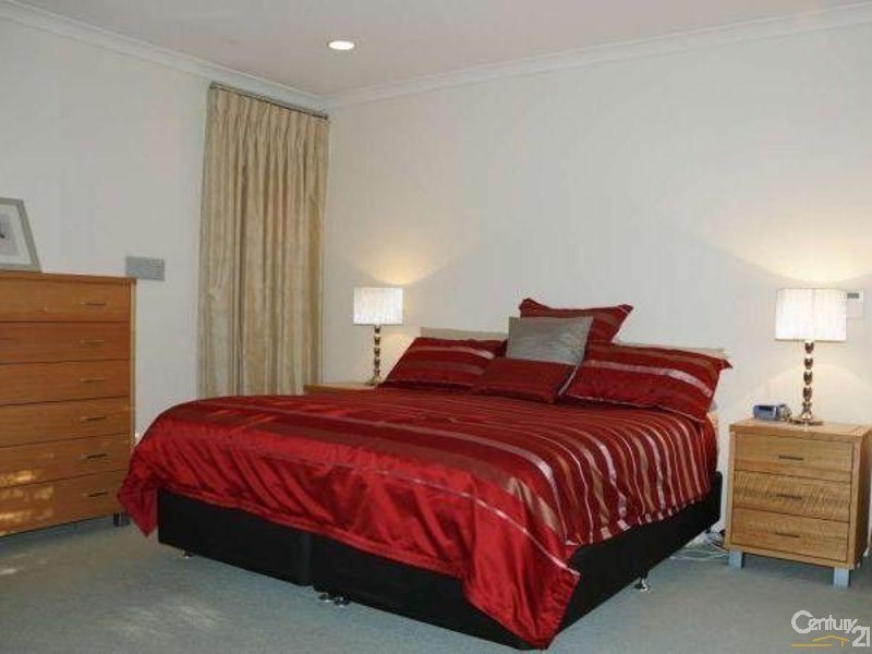 144 Moulden Avenue, Yokine WA 6060