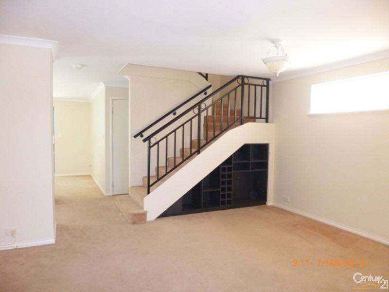 2/1 Waverley Street, Dianella WA 6059