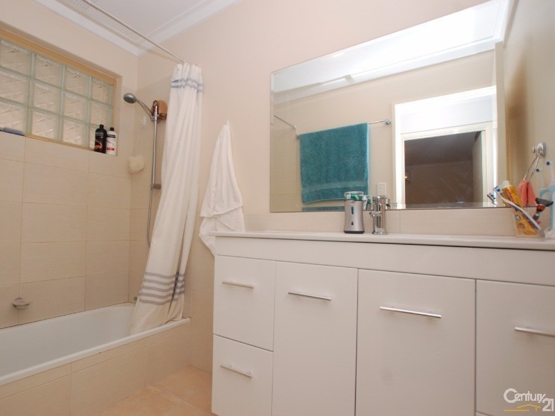 27 Faulkner Way, Eden Hill WA 6054