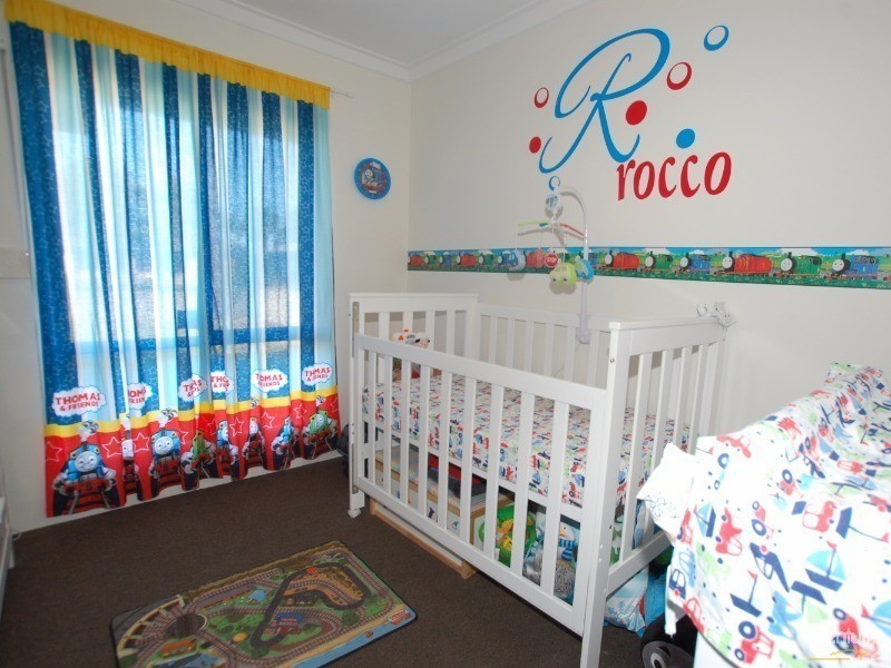 27 Faulkner Way, Eden Hill WA 6054