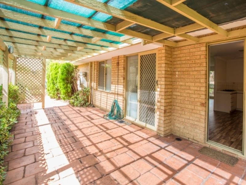 8/31 Camden Street, Dianella WA 6059