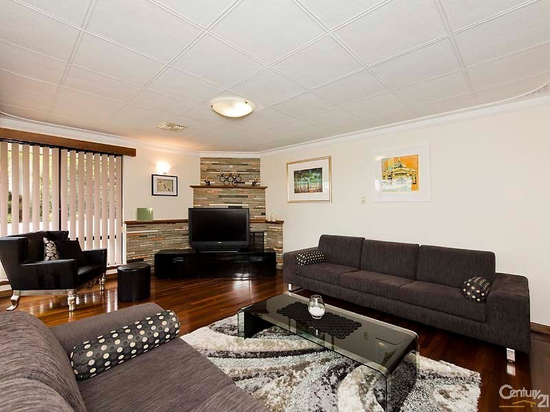 1 Davena Street, Dianella WA 6059