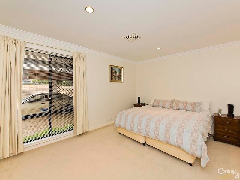 1 Davena Street, Dianella WA 6059