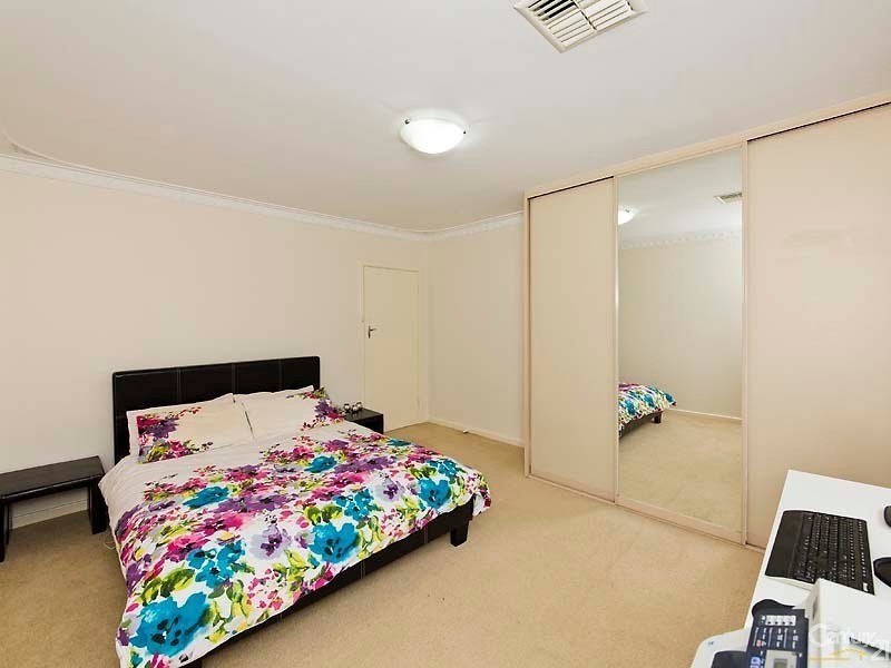 1 Davena Street, Dianella WA 6059