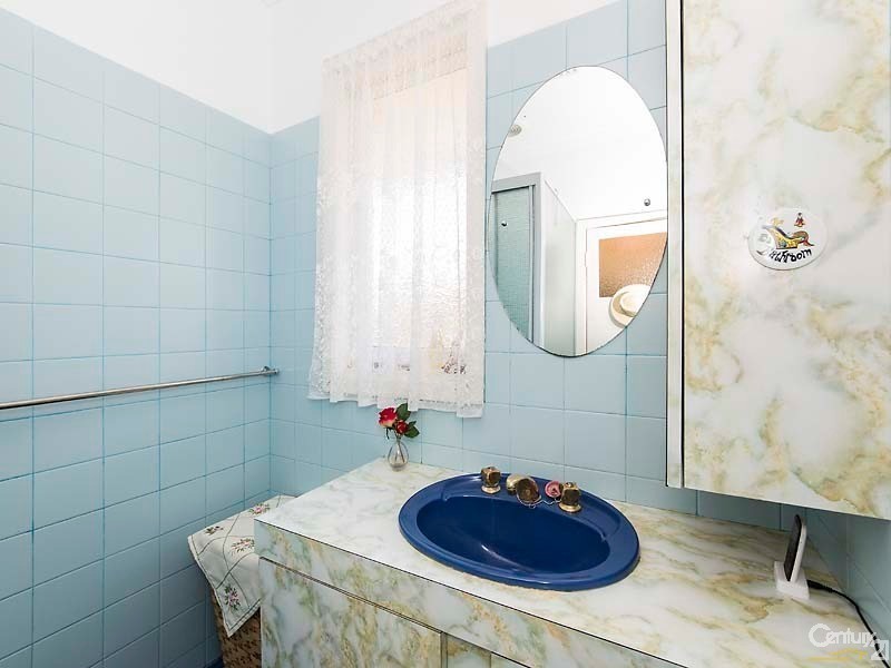 327 Flinders Street, Nollamara WA 6061