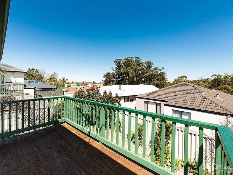 8 Sudlow Street, Embleton WA 6062