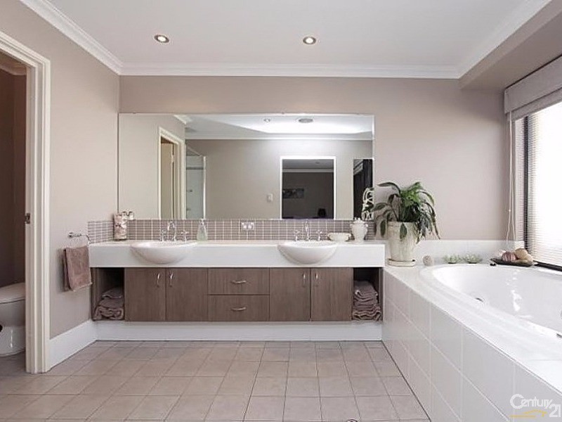 40 Salamander Street, Dianella WA 6059