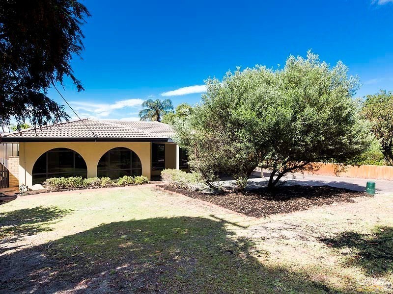 25 Alderhurst Crescent, Bayswater WA 6053