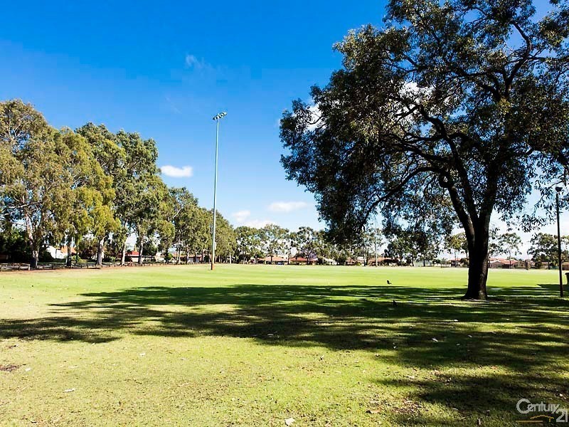 25 Alderhurst Crescent, Bayswater WA 6053