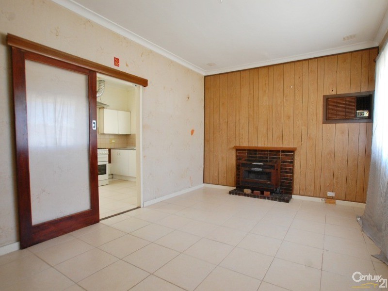 418 Flinders Street, Nollamara WA 6061